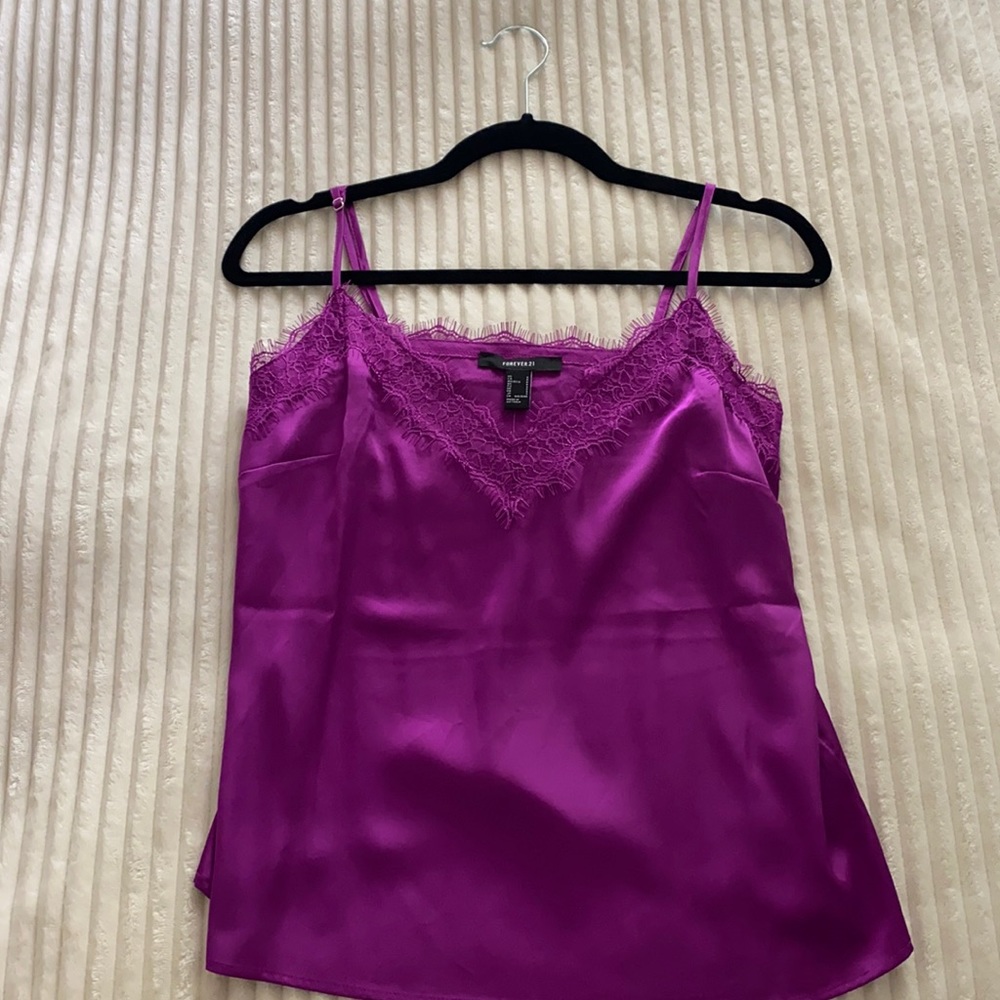 SATIN LACE TOP